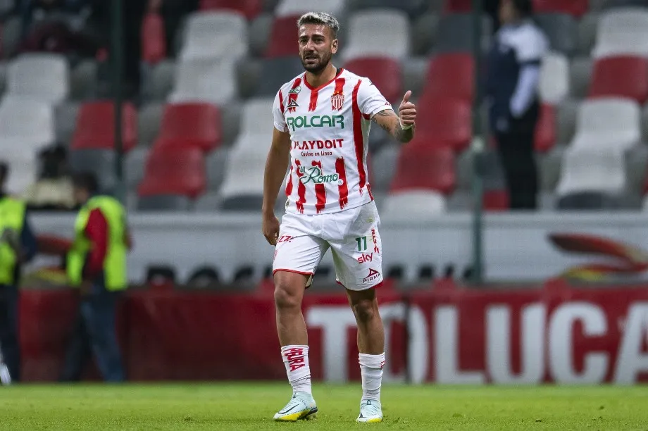 MEXSPORT Facundo Batista festeja un gol