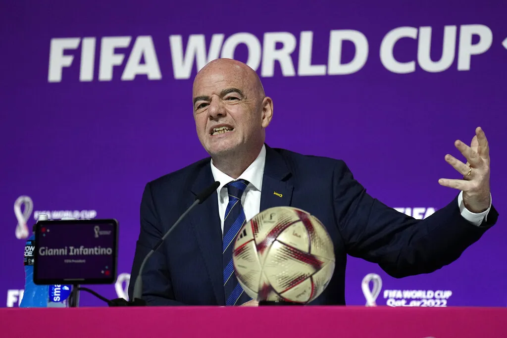 AP Gianni Infantino en conferencia de prensa