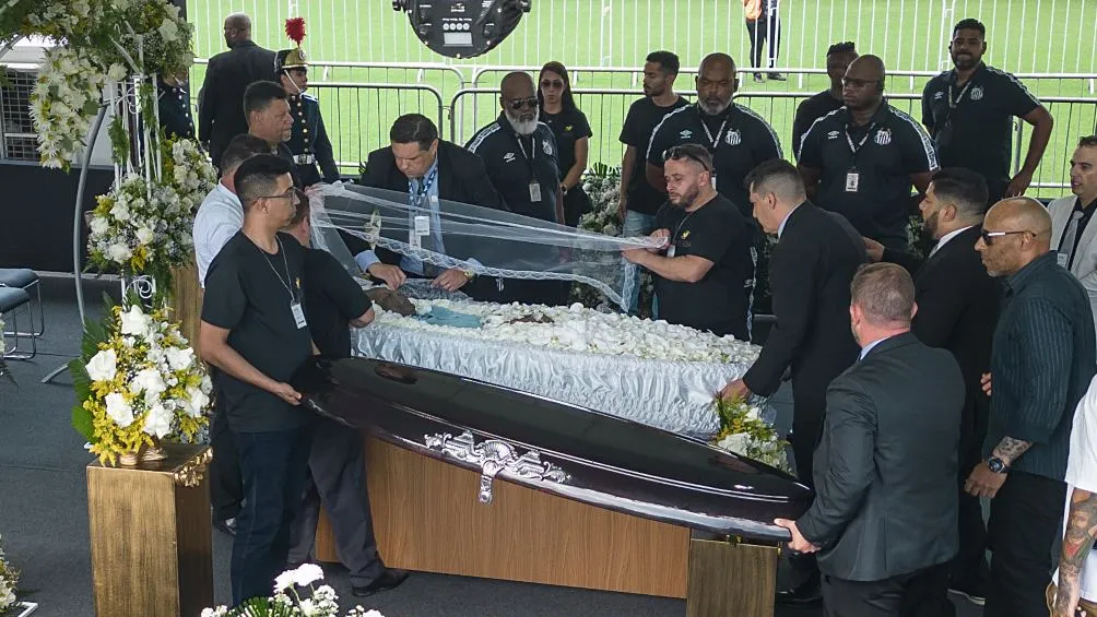 El funeral de 'Rey Pelé' reunirá a muchas personas