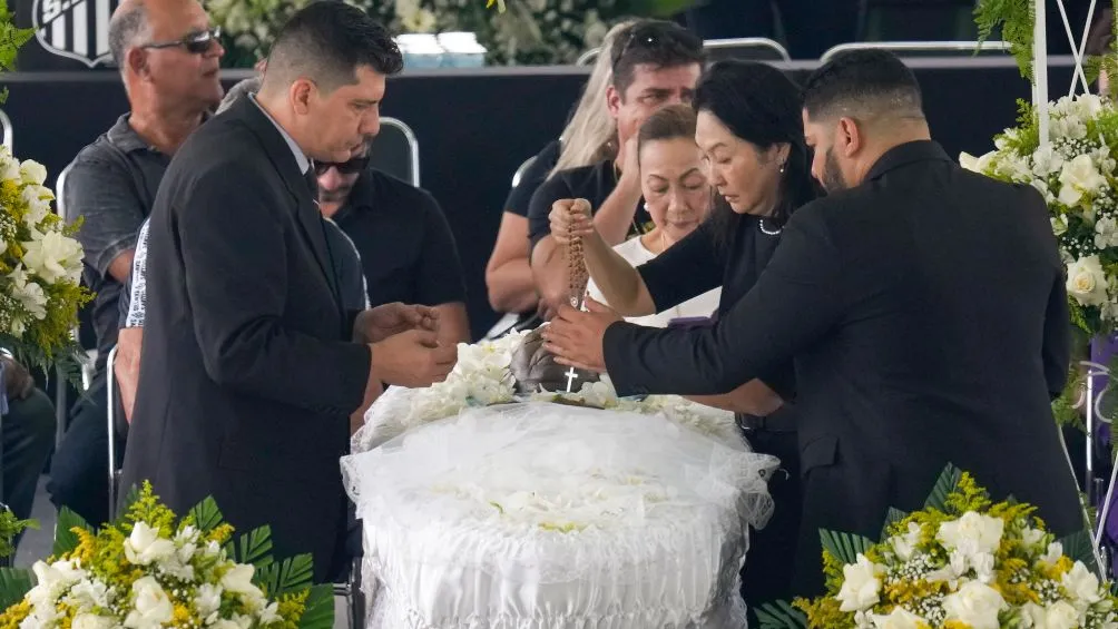 Pelé será despedido por integrantes de todos los sectores sociales