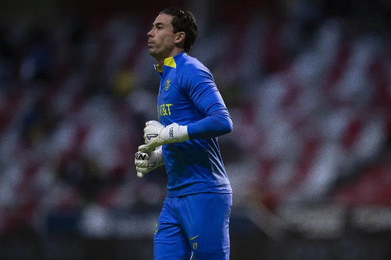 Óscar Jiménez con el América