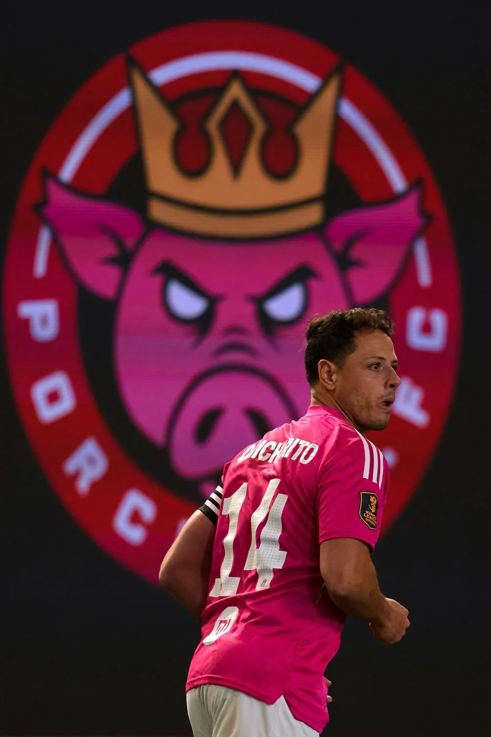 Chicharito tuvo un partido con el cuadro de Ibai Llanos
