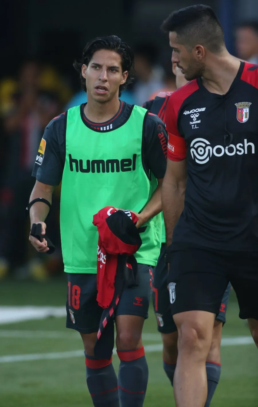 Lainez en calentamiento con el Braga