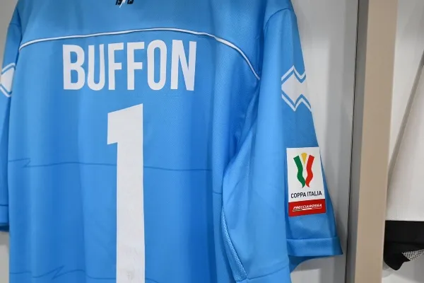 @PARMACALCIO_EN El dorsal número uno