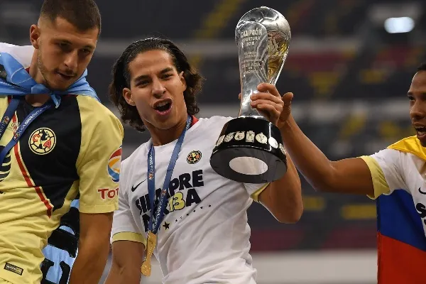 Lainez fue campeón con las Águilas