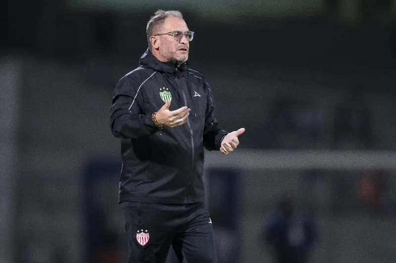 Andrés Lillini con Necaxa