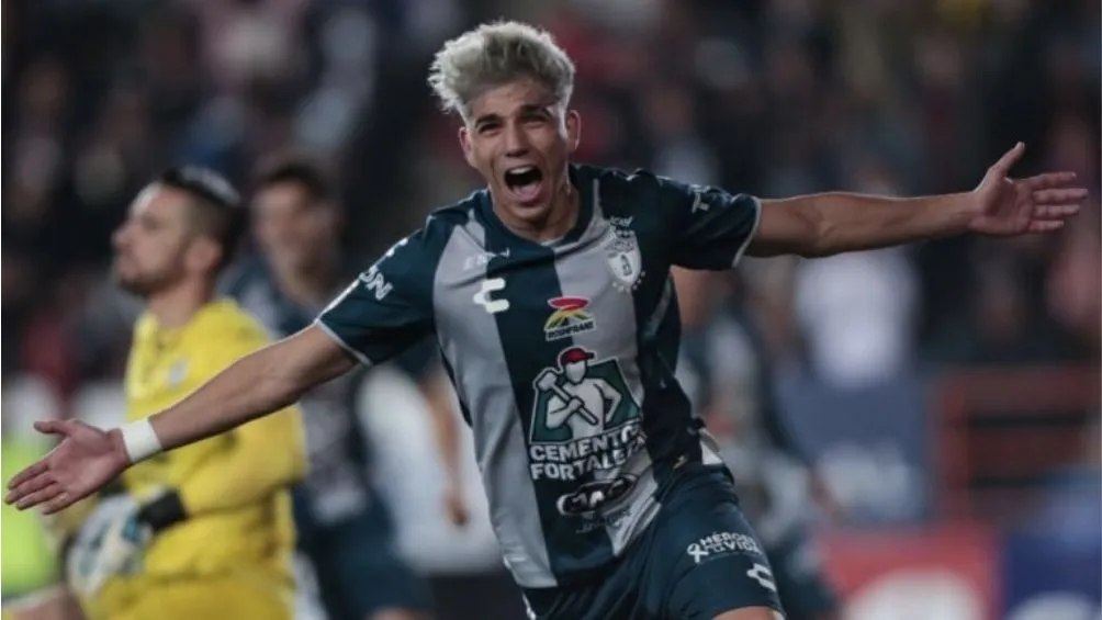 MEXSPORT Kevin celebra gol con Pachuca