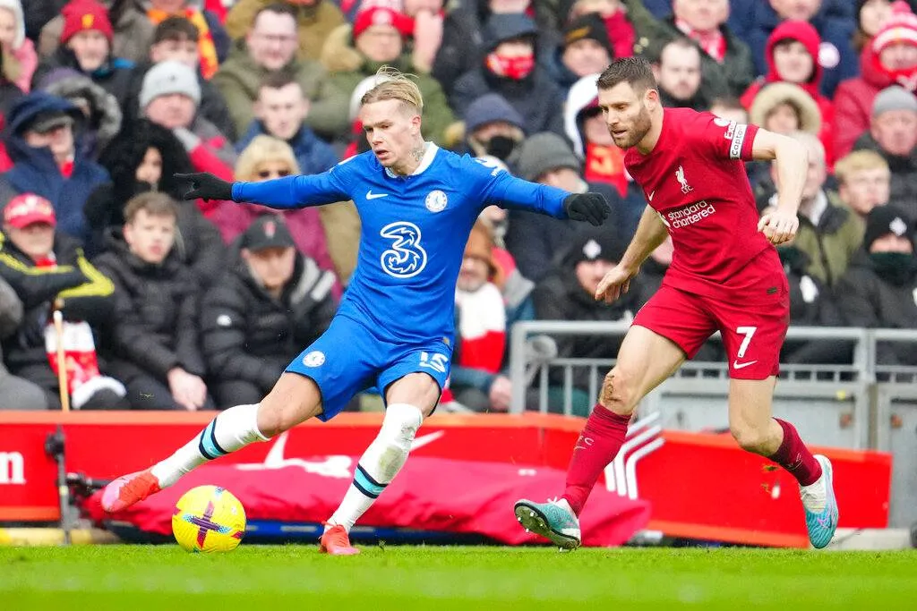 Chelsea y Liverpool se alejan de lis primeros puestos