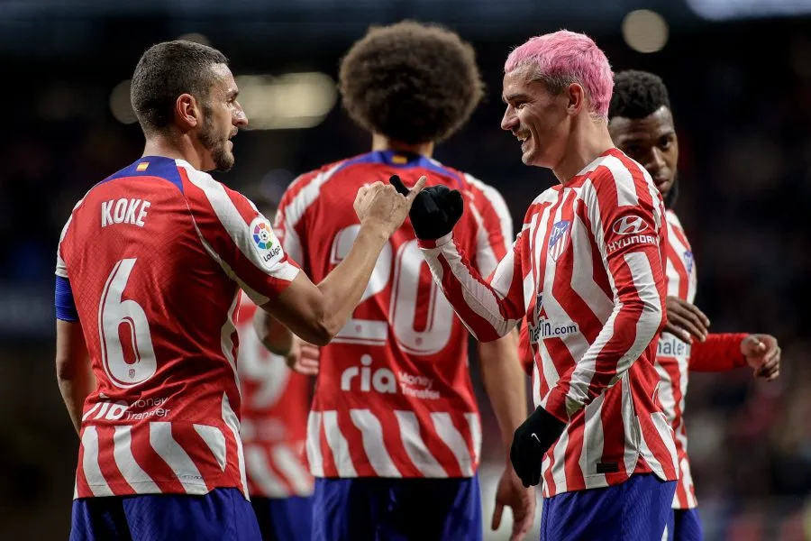 Griezmann celebrando con sus compañeros