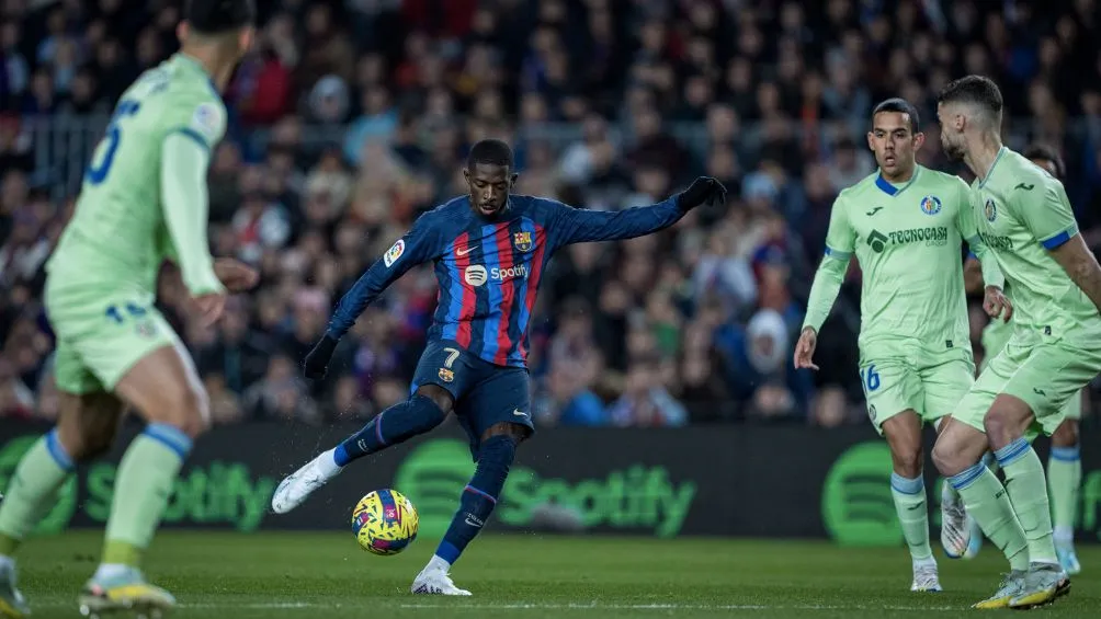 TWITTER: @FCBarcelona Dembélé en acciones del encuentro ante Getafe