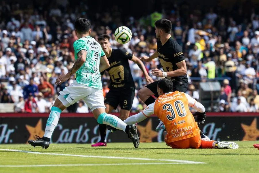 Partido entre Pumas vs León