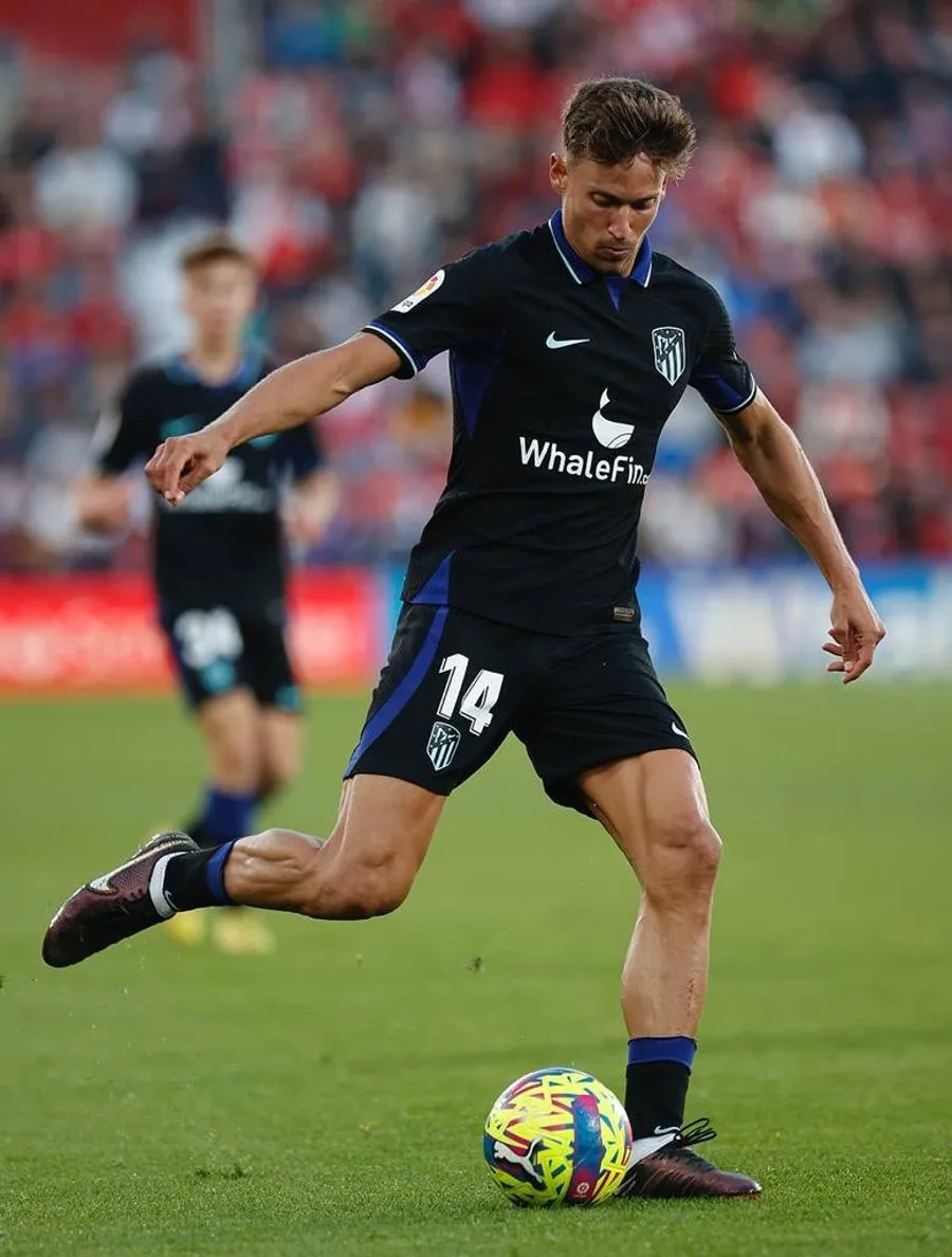 Marcos Llorente jugando con el Atlético de Madrid