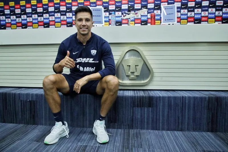 Miguel Pontón Jesus Molina en conferencia de prensa