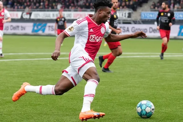 Golearon al Excelsior