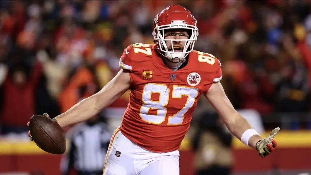 Kelce festeja la victoria con Kansas