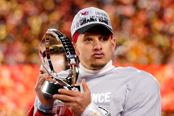 Mahomes irá nuevamente en el SB