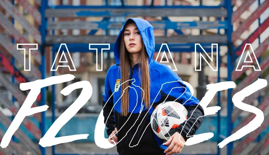 Tatiana Flores cuando fue anunciada con el Oviedo