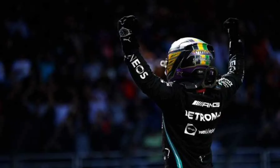 Lewis Hamilton en evento de F1