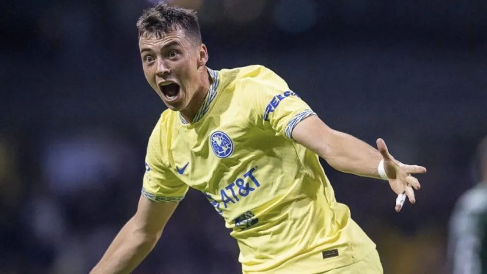 MEXSPORT El delantero azulcrema celebrando un gol