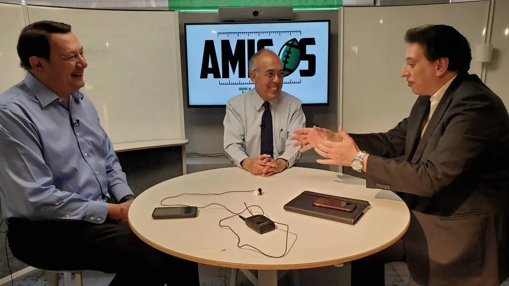 Los tres amigos son una marca registrada del Superbowl