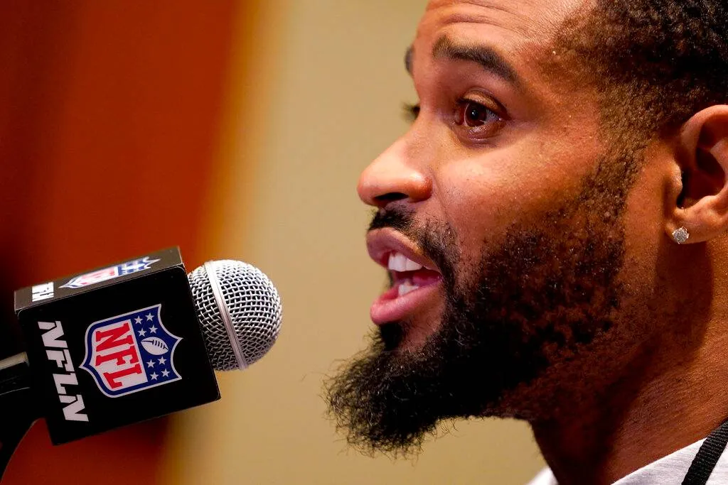 Darius Slay advirtió a Patrick Mahomes