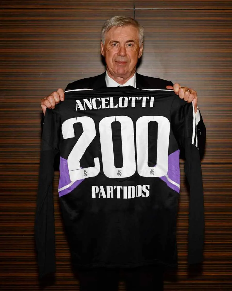TWITTER @MrAncelotti Carlo Ancelotti al cumplir 200 dirigiendo a Real Madrid
