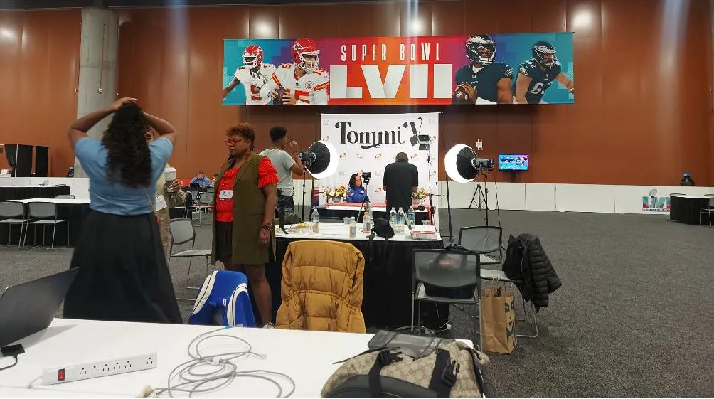 JOSÉ MORENO El Radio Row vivió su último día