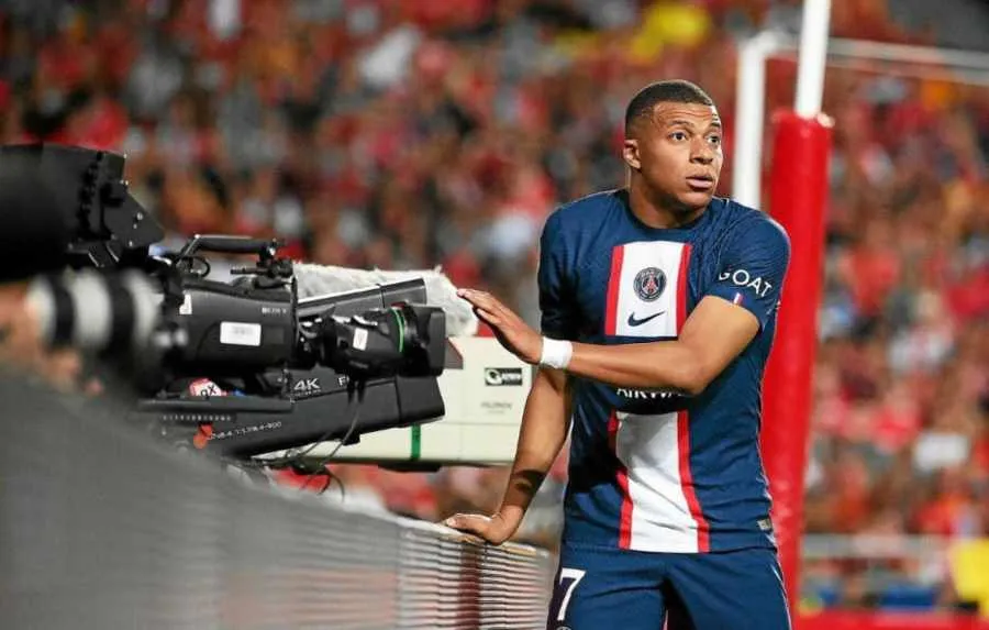 ESPECIAL Kylian Mbappé en partido