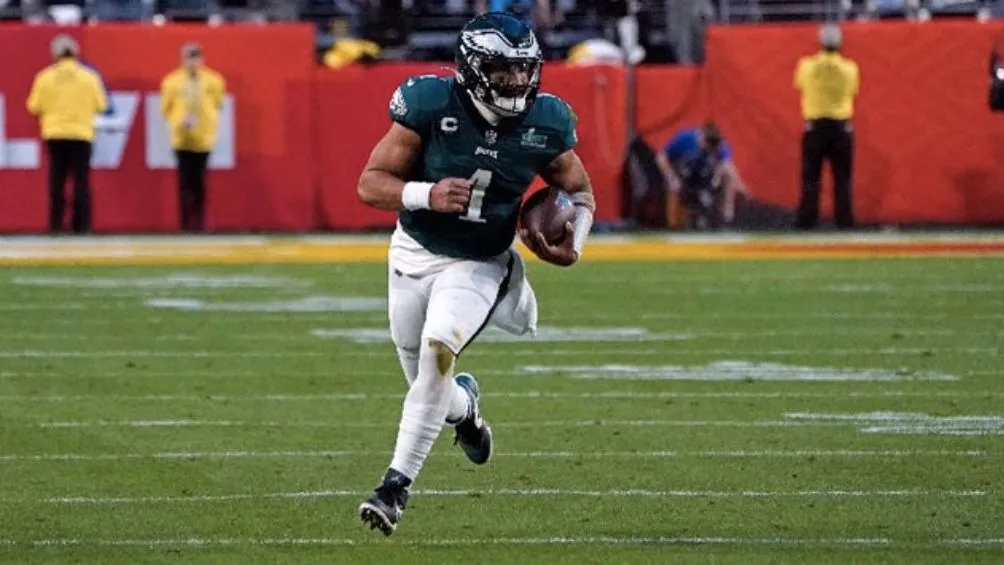 Jalen Hurts durante el Super Bowl LVII