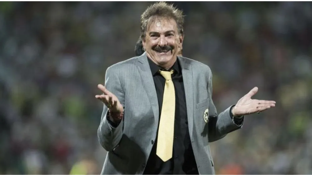 ESPECIAL Ricardo La Volpe en su etapa como entrenador de las Águilas del América