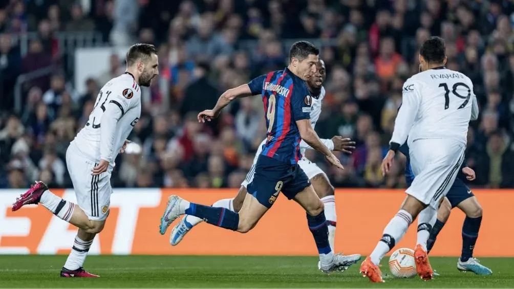 Lewandowski en el duelo ante el United