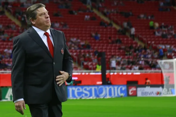 Resaltó que debuta a jóvenes futbolistas