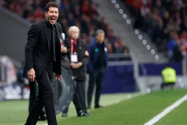 Simeone igualó a Miguel Muñoz