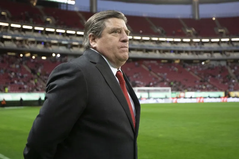Miguel Herrera con Xolos