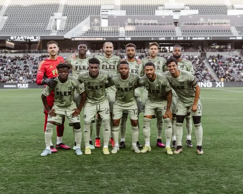 Once inicial de LAFC