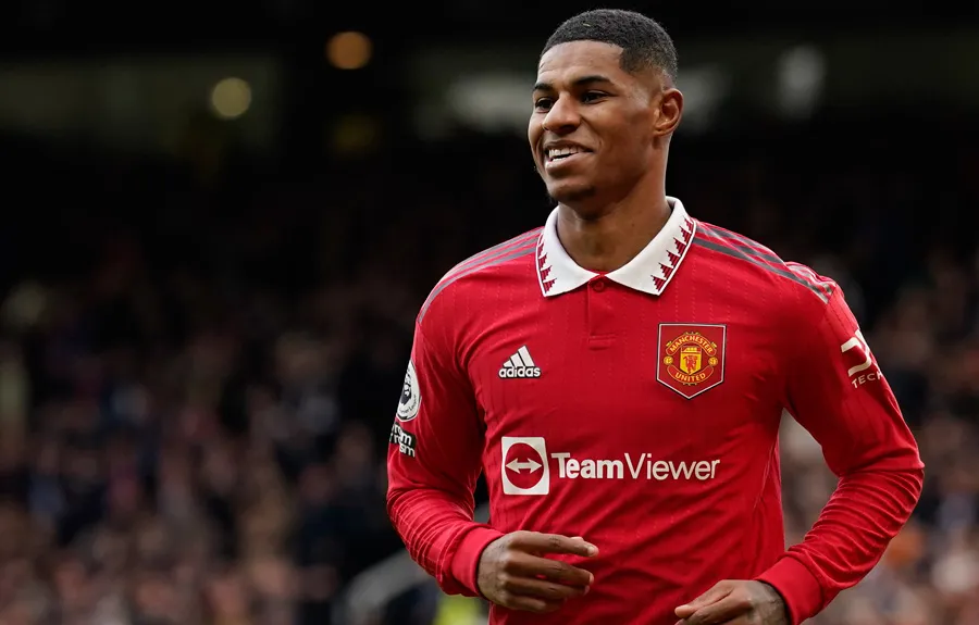 Rashoford marcó doblete