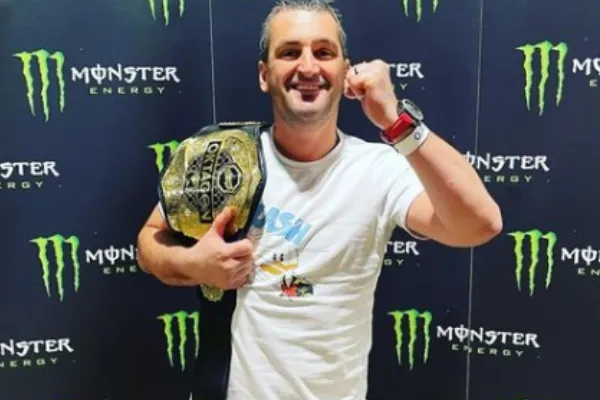 Se subirá al cuadrilátero