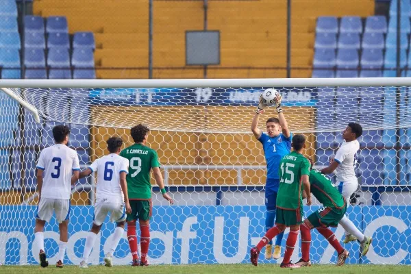 Superaron a El Salvador