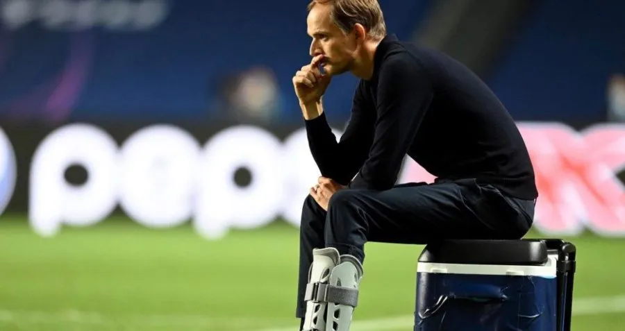 TWITTER: @PSGREPORT Tuchel dirigiendo juego de la Champions League