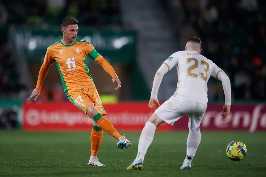 TWITTER: @REALBETIS Juego del Real Betis vs Elche de LaLiga