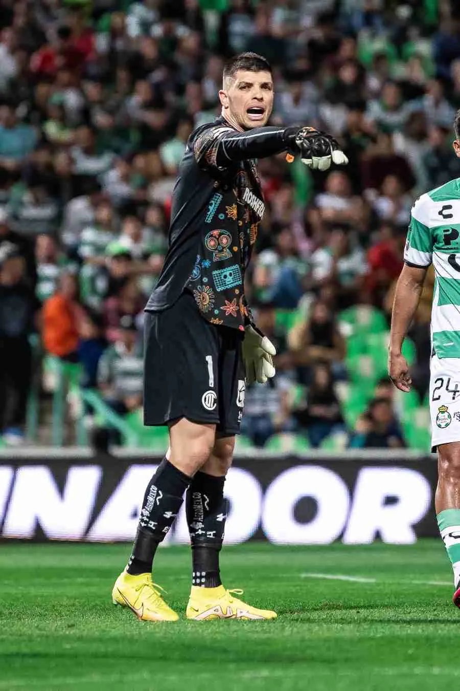 MEXSPORT Thiago Volpi dando indicaciones