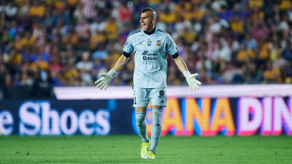 Nahuel Guzmán, desesperado por mal resultado