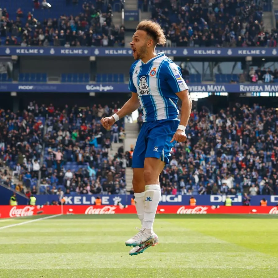 TWITTER: @RCDESPANYOL Braithwaite festejando gol
