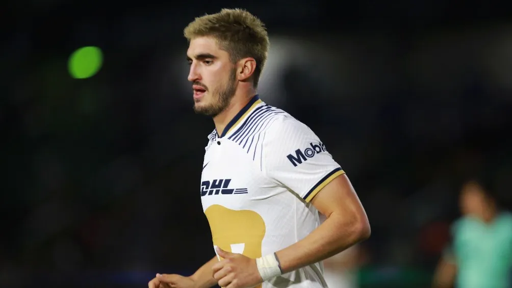 Gustavo del Prete festeja con Pumas