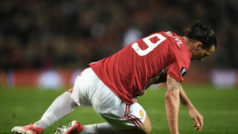 Ibrahimovic cuando se lesionó los ligamentos con el United
