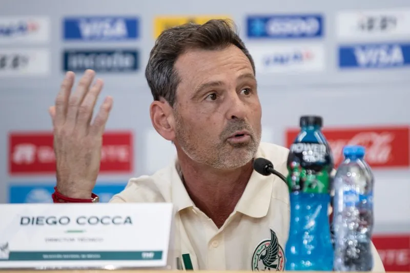 Diego Cocca en conferencia de prensa