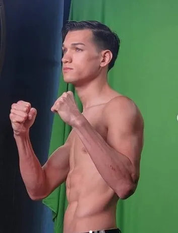 INSTAGRAM: @brandonfigueroa101 Brandon Figueroa en sesión de fotos