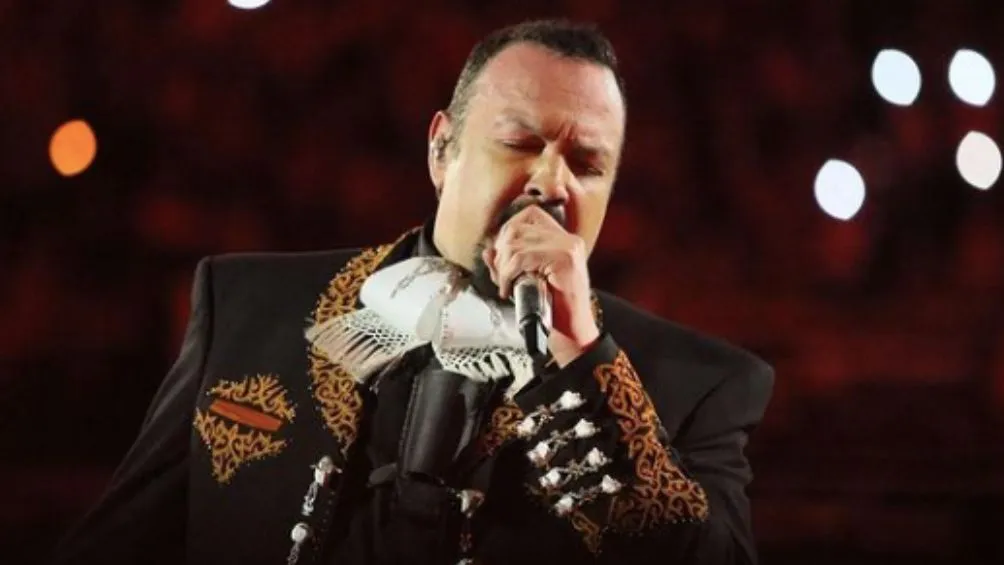 Pepe Aguilar durante el &quot;Jaripeo Sin Fronteras&quot; en la Plaza de Toros