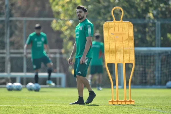 Henry Martín en concentración