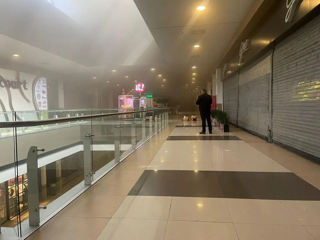 TWITTER: @AlcCuauhtemocMx El siniestro fue originado en la zona de cómida rápida